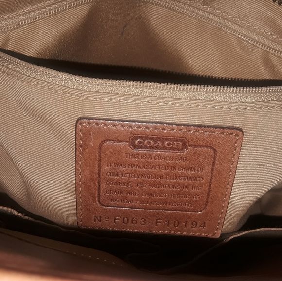 Vintage Coach Tan Tote and wallet - Picture 5 of 12